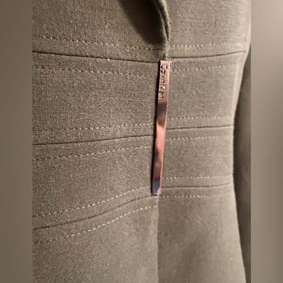 Calvin Klein Womens blazer. Size 6 - Picture 2 of 8